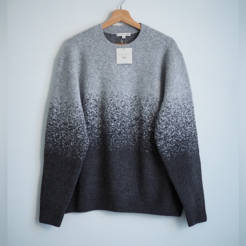 JW Anderson Souffle Yarn Gray Gradient Uniqlo Crew Neck Sweater USA Large